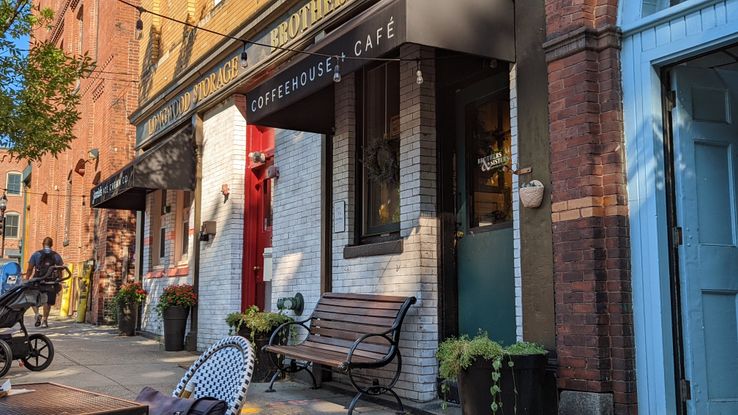 Brothers and Sisters Coffee, Brookline Village